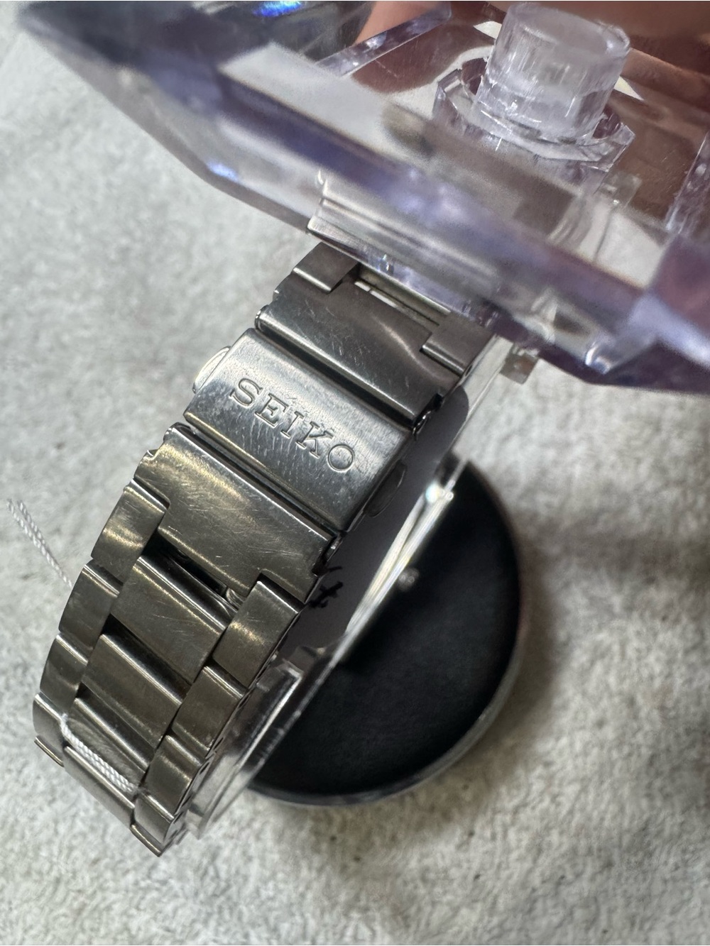 Seiko Silver Stainless Steel Watch with Black Dial - Picture 8 of 10